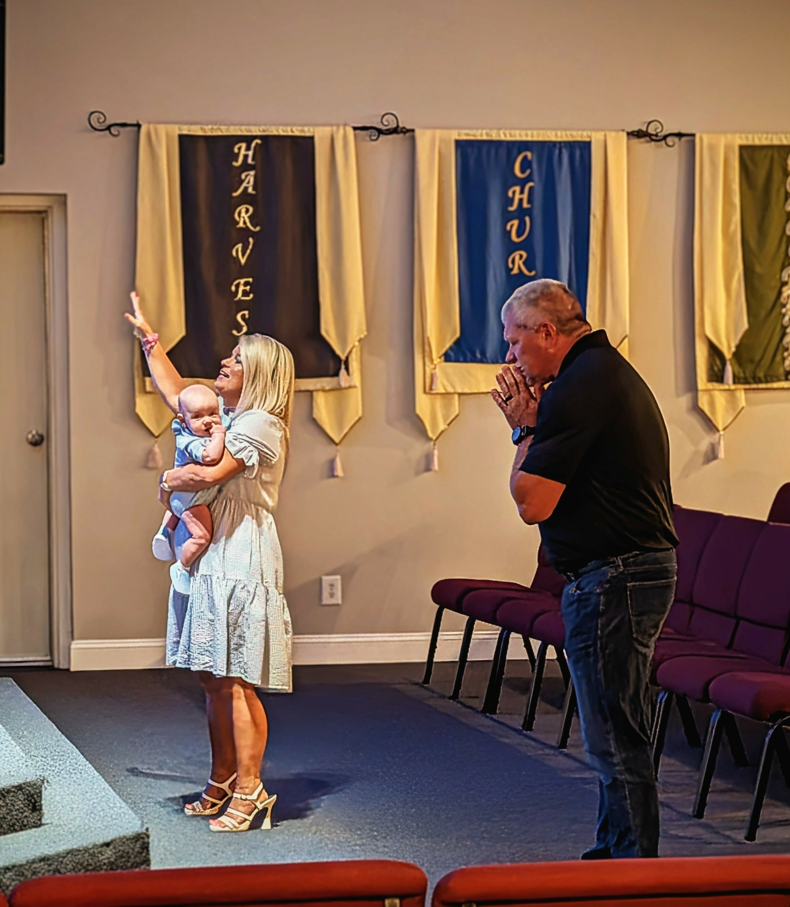 Worship leader leading the congregation