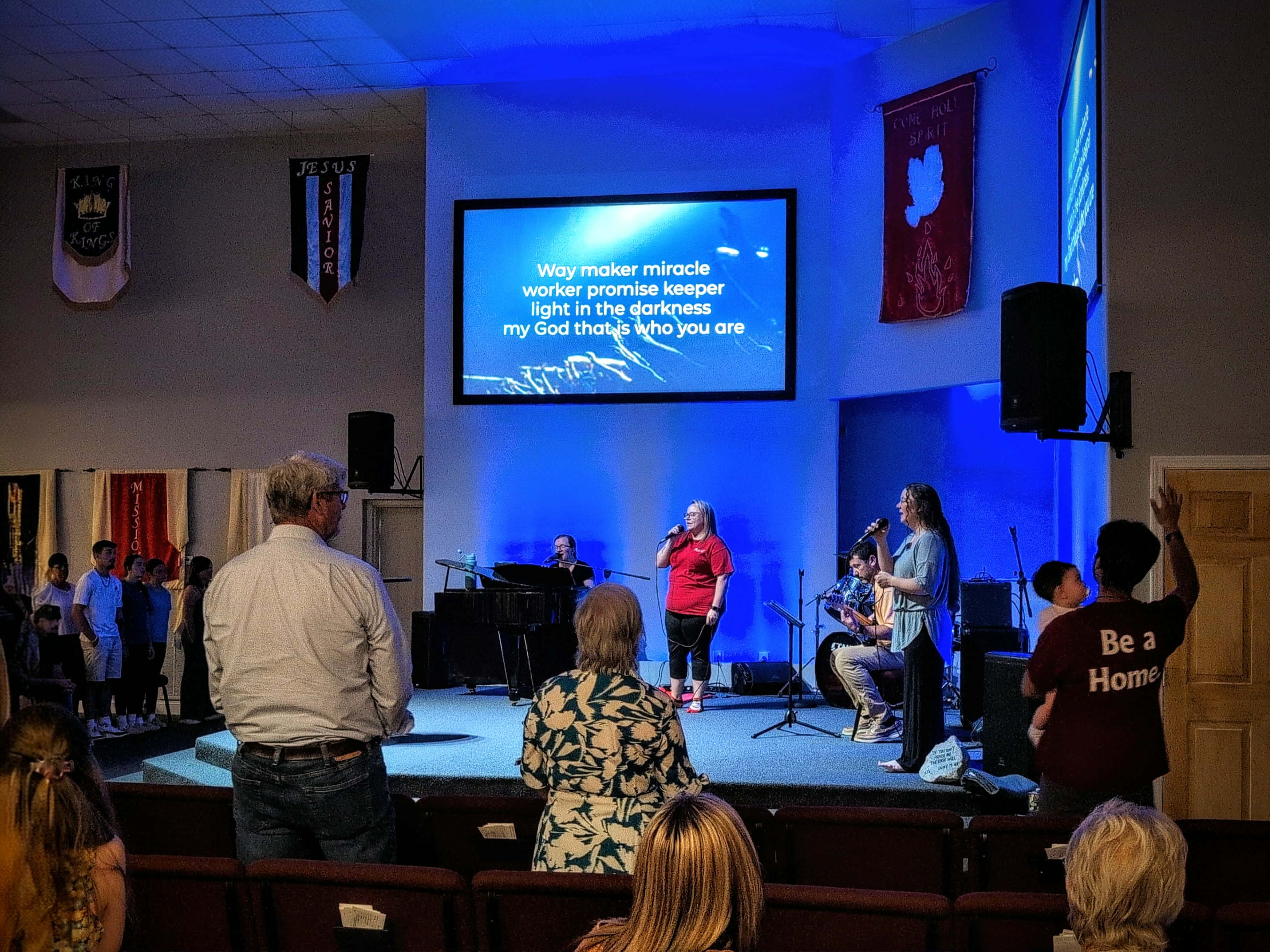 Way Maker — Sunday morning worship service